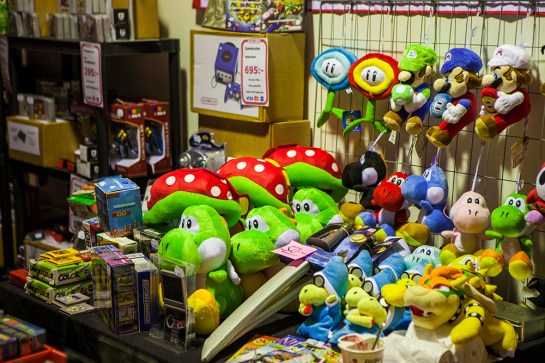 Retro Games and plushies at GAMEX/Comic Con 2014