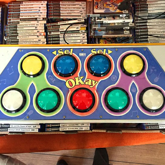 Pop-n-Music-controller