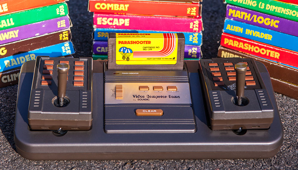 Emerson Arcadia 2001