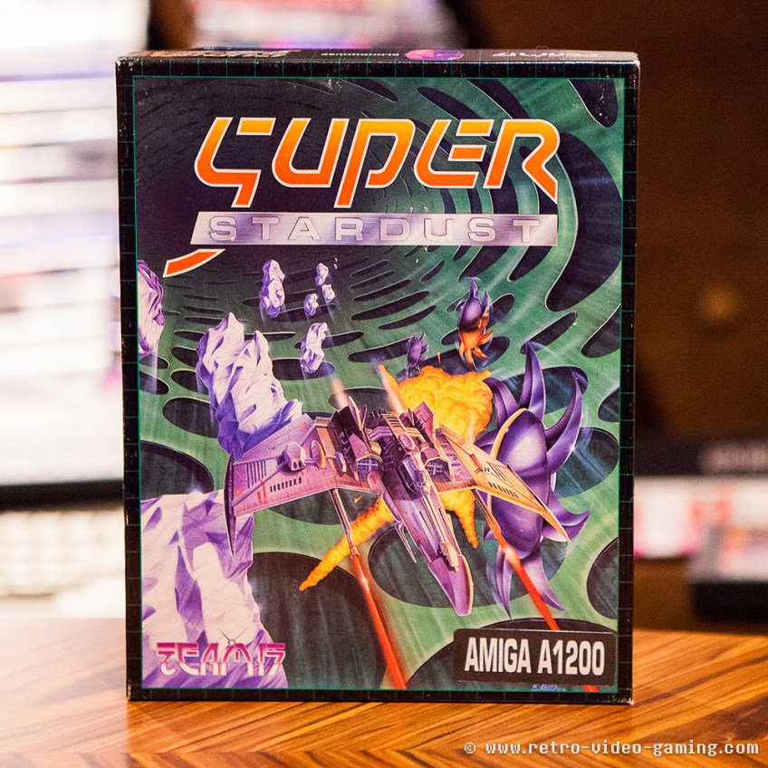 Magazine CD32 Gamer 5 – Amiga, Jeux Super Stardust, Universe, Soccer Kid...