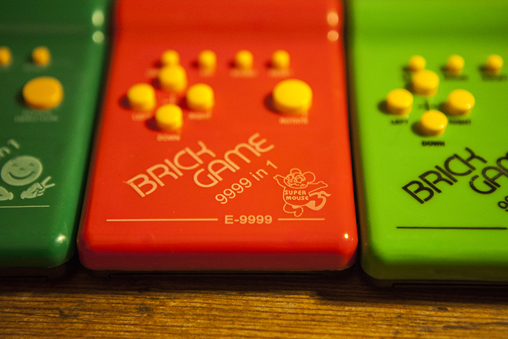 Brick Game 9999 in 1 Red super mouse