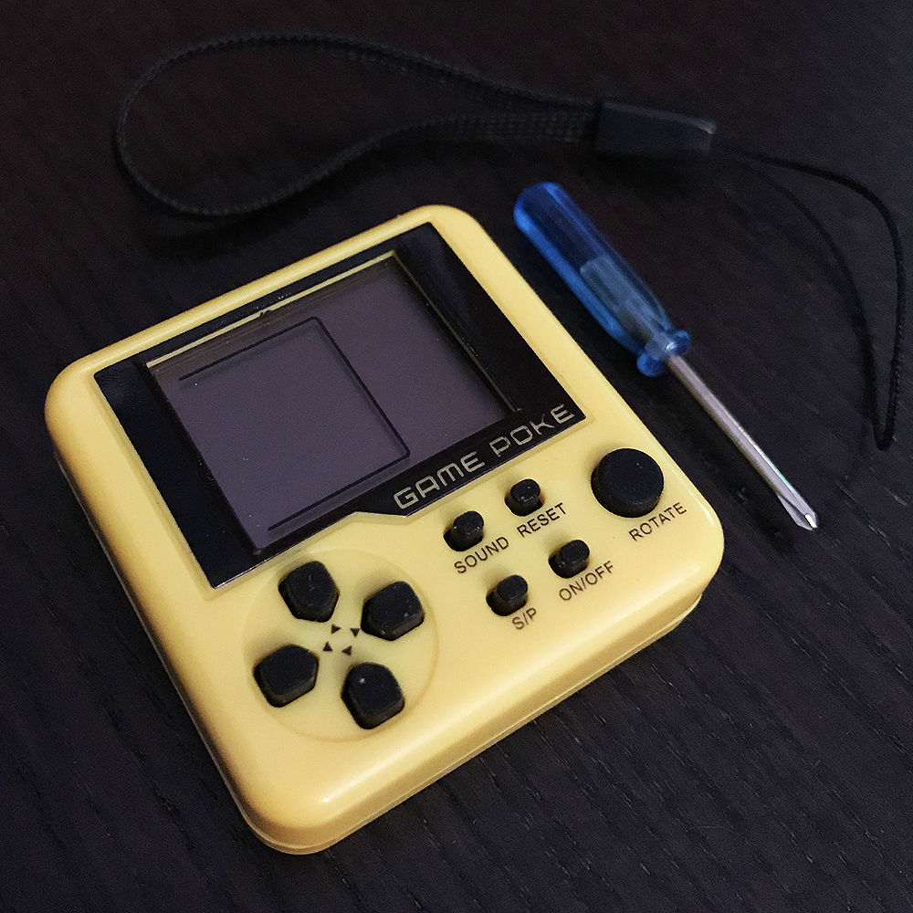 Game Poke chain and screwdriver