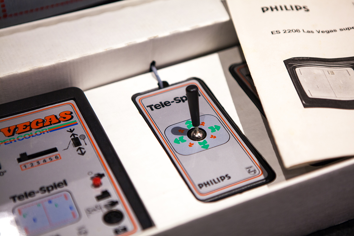 Las Vegas Super Color Tele-Spiel by Philips