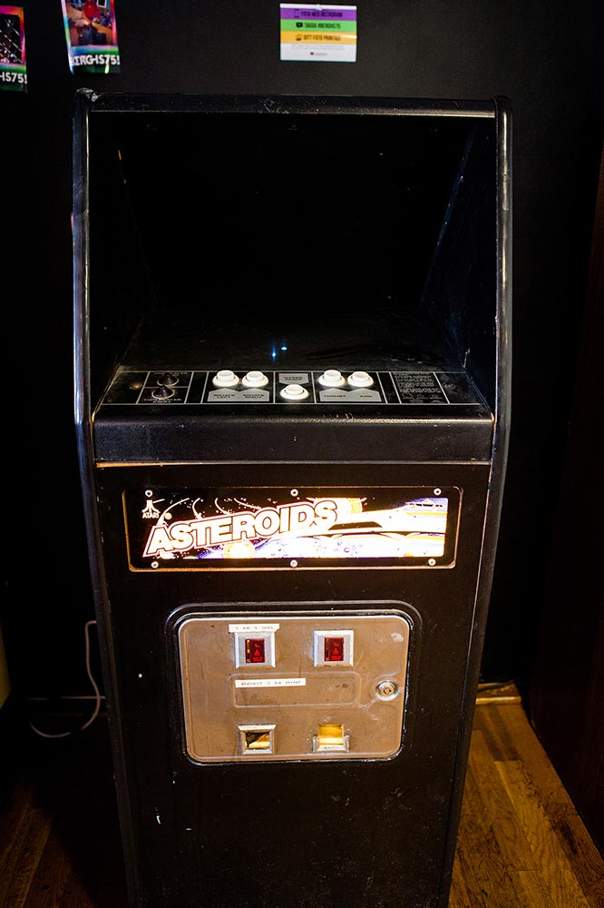 Asteroids arcade cabinet