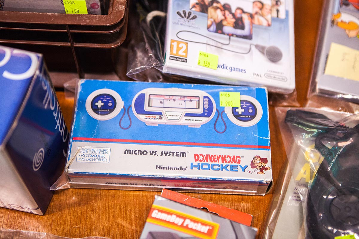 Game & Watch Donkey Kong Hockey