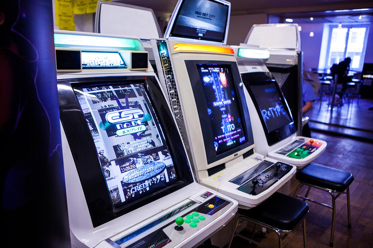 Japanese arcade cabinets