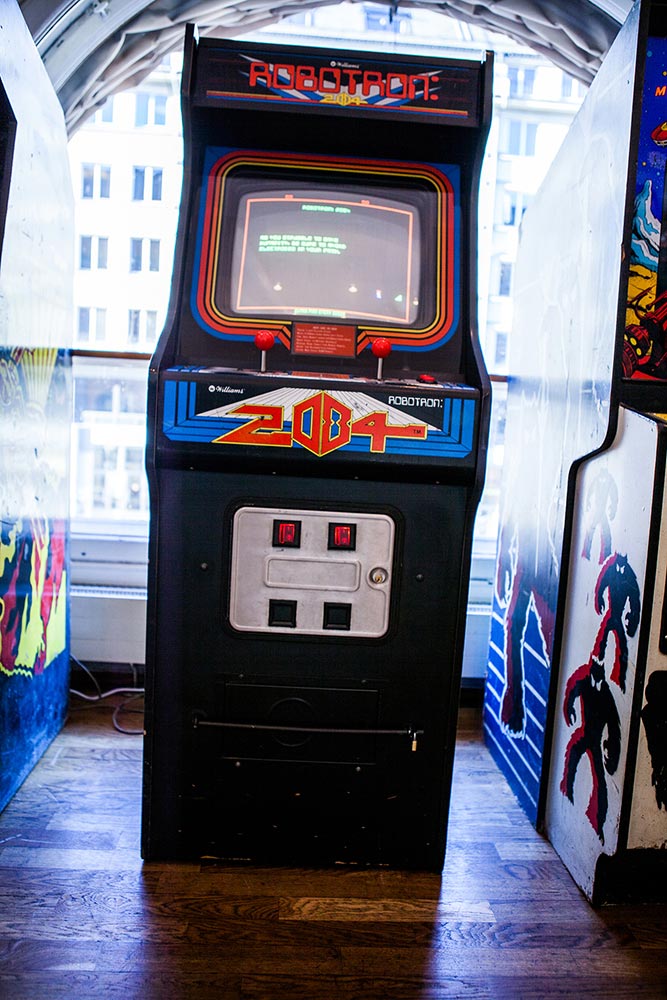 Robotron 2084 arcade cabinet
