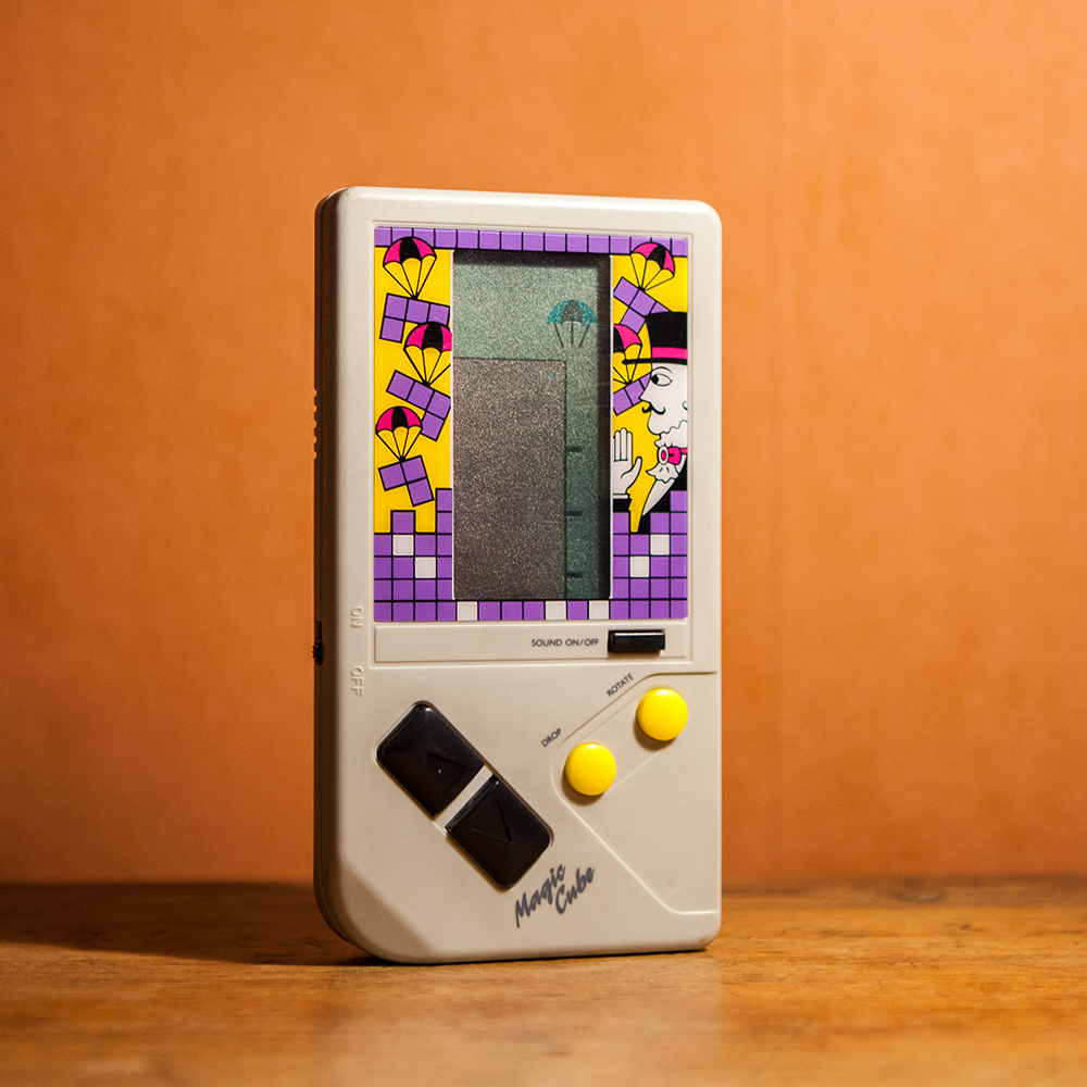 Magic Cube Tetris handheld pirate