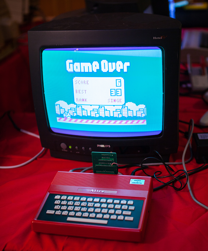 Alice with Flappy Bird